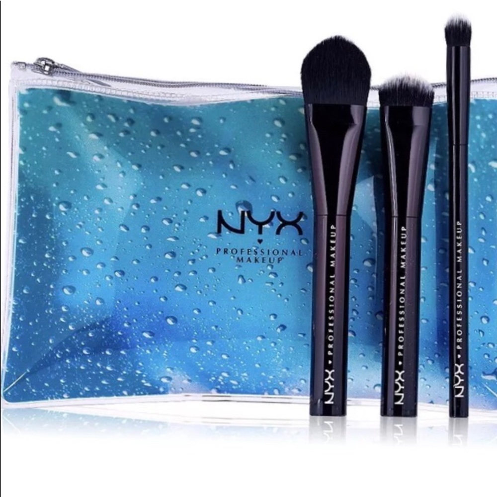 NYX  Makeup brushes